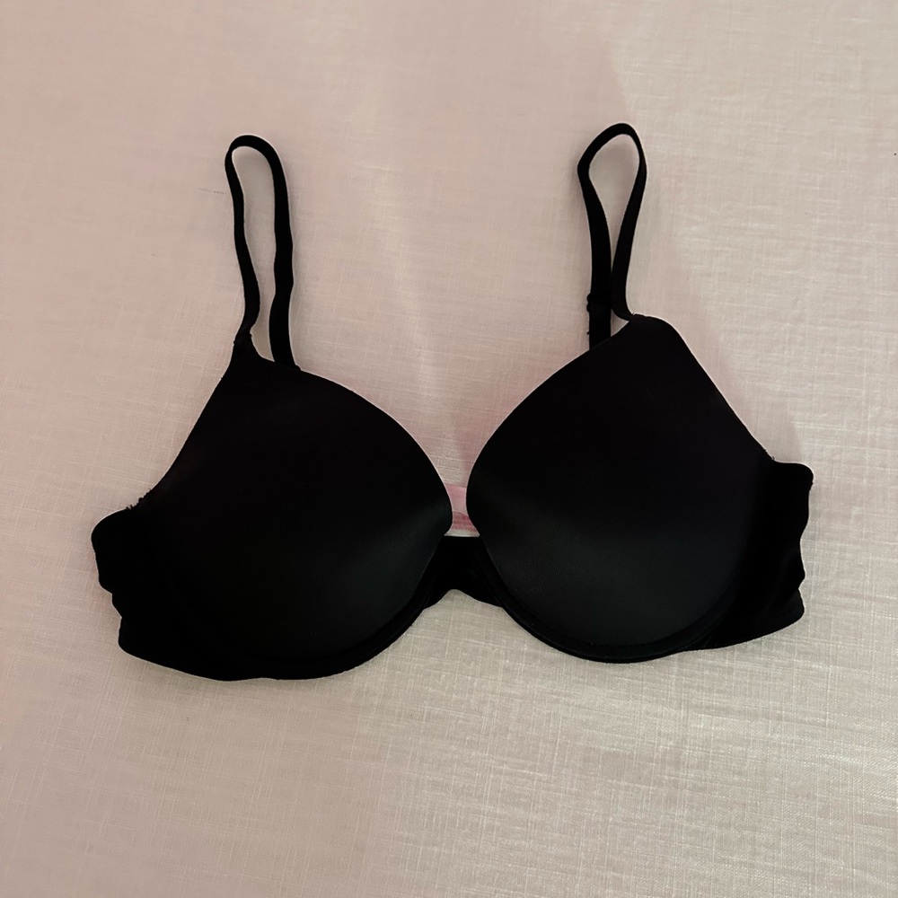 PINK Victoria's Secret Black Bra